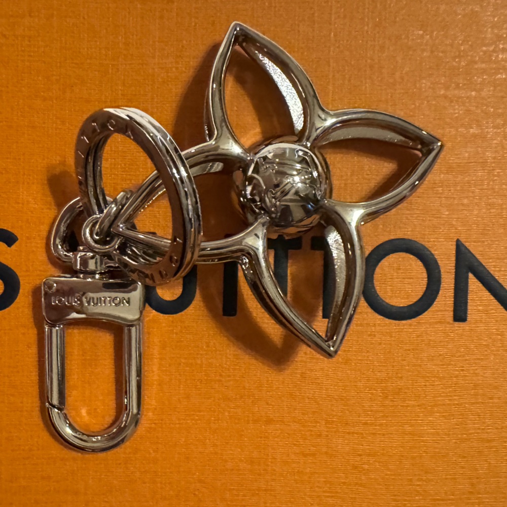 NWOT Fashion Key Chain